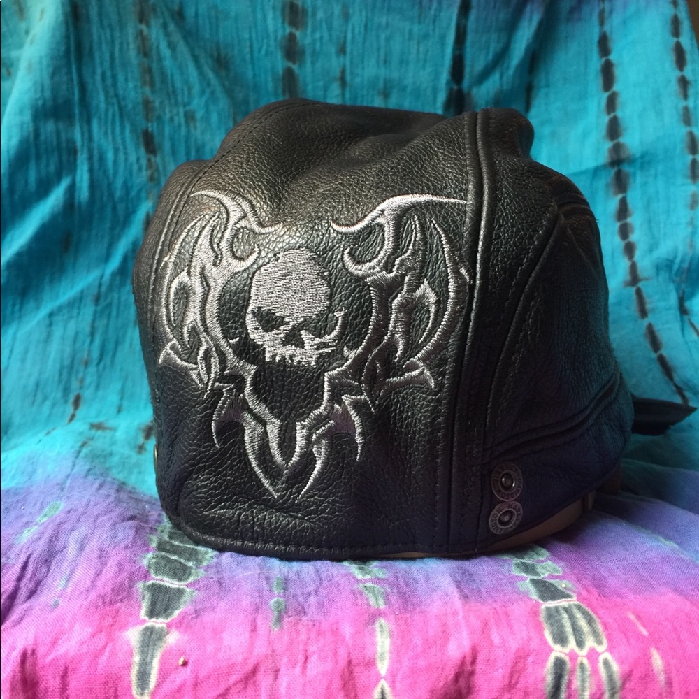Harley Davidson Willy G skull cap leather EUC